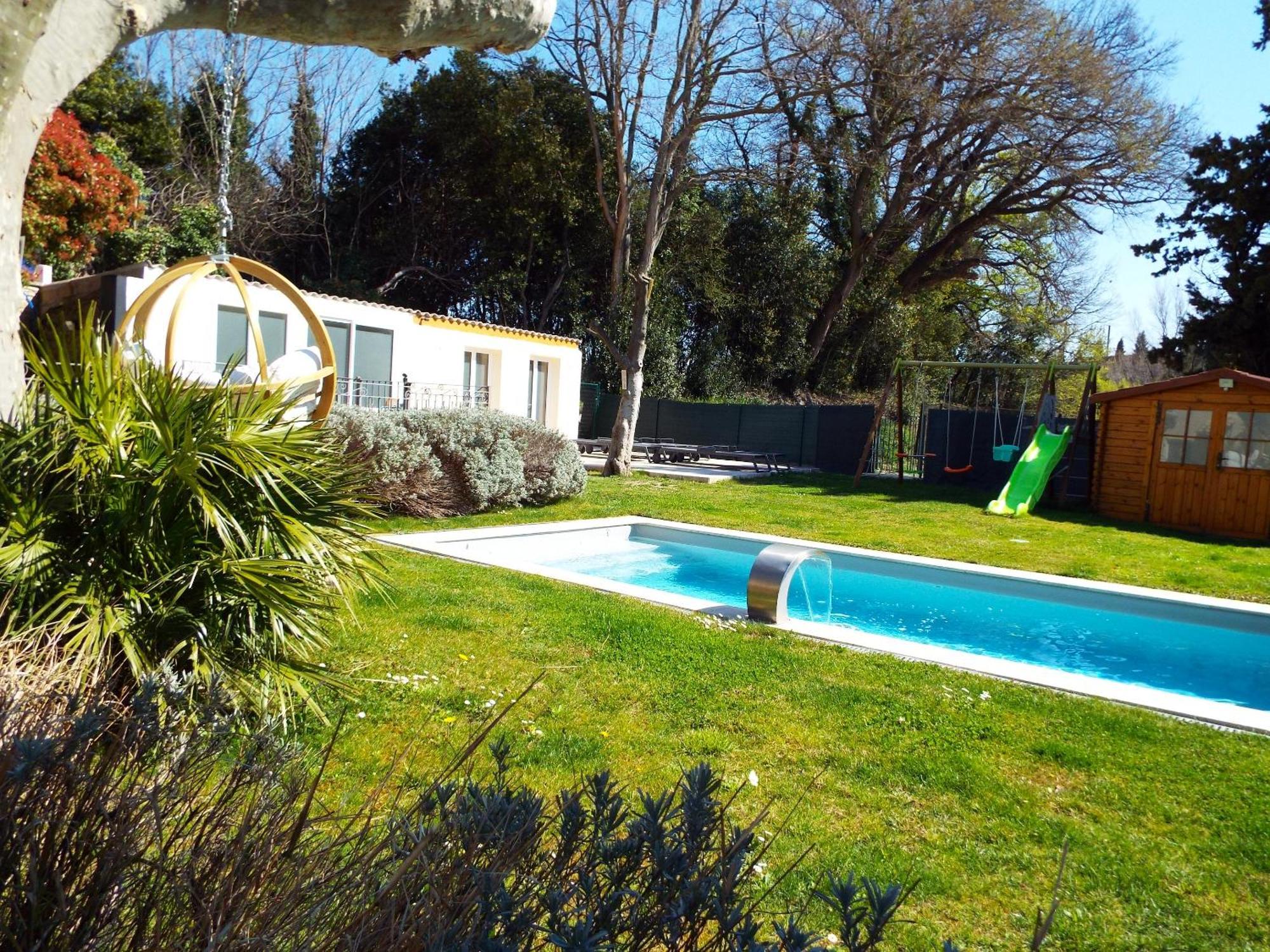 Charmant A 45 M² Avec Piscine Partagee Avignon